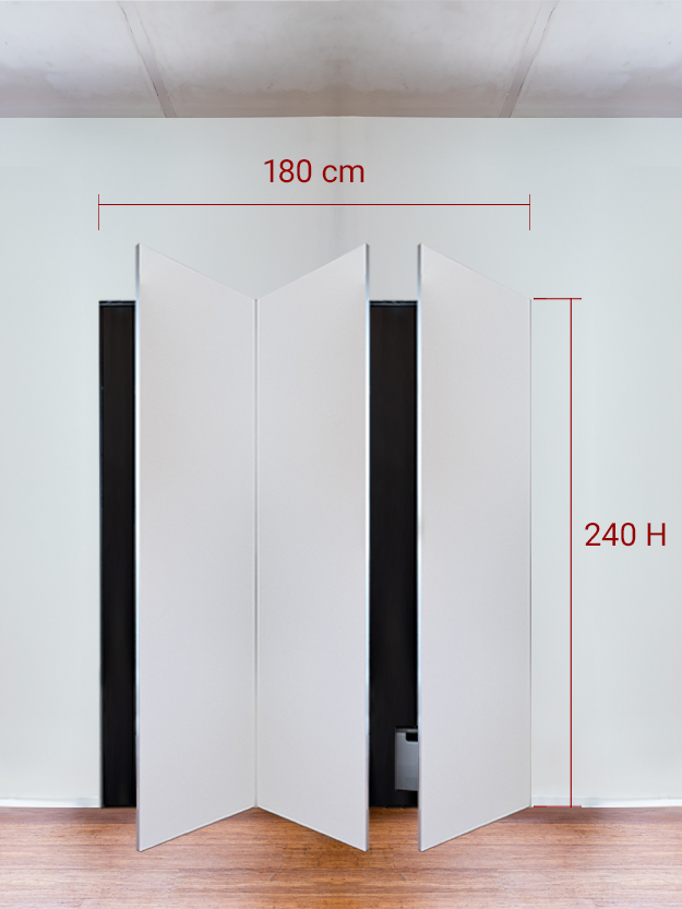 Armadio filomuro a 3 ante simmetriche cm 180x240