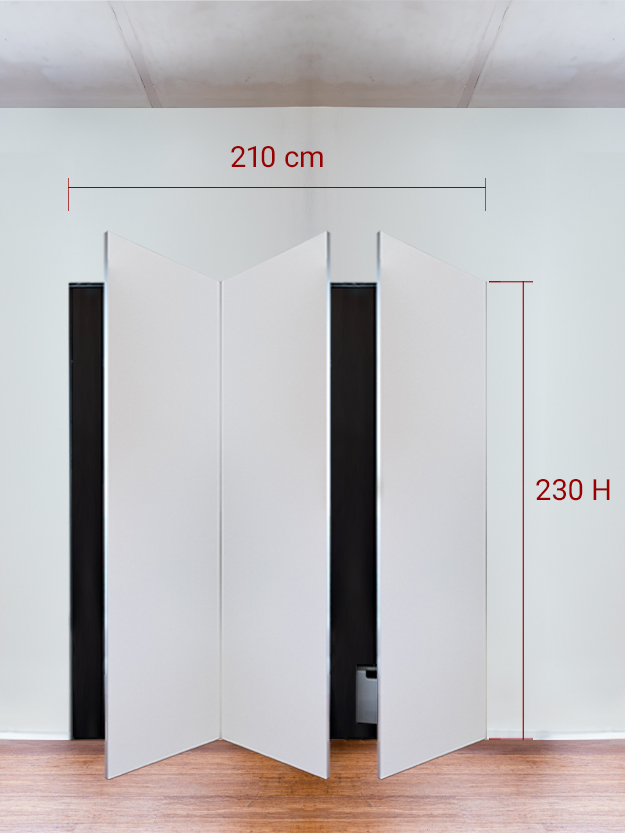 Armadio filomuro a 3 ante simmetriche cm 210x230