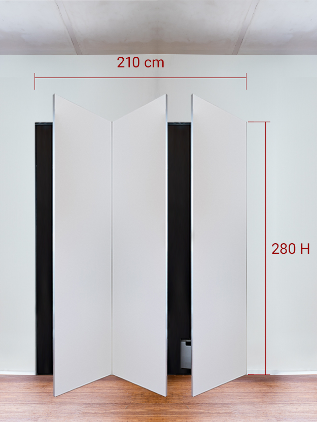 Armadio filomuro a 3 ante simmetriche cm 210x280
