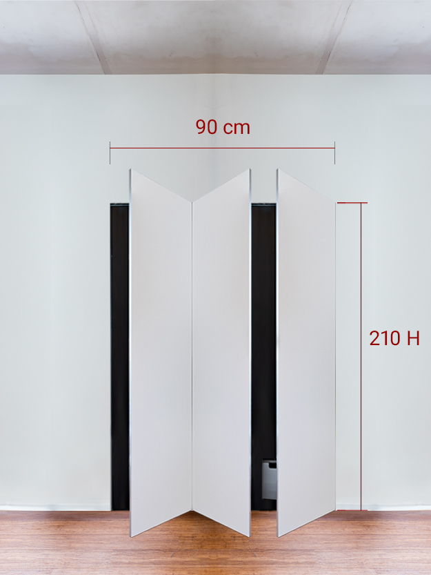 Armadio filomuro a 3 ante simmetriche cm 90x210