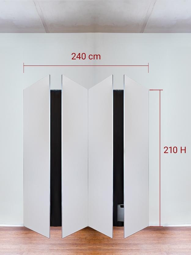 Armadio filomuro a 4 ante simmetriche cm 240×210