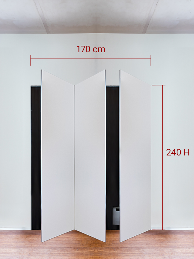 Armadio filomuro a 3 ante simmetriche cm 170x240