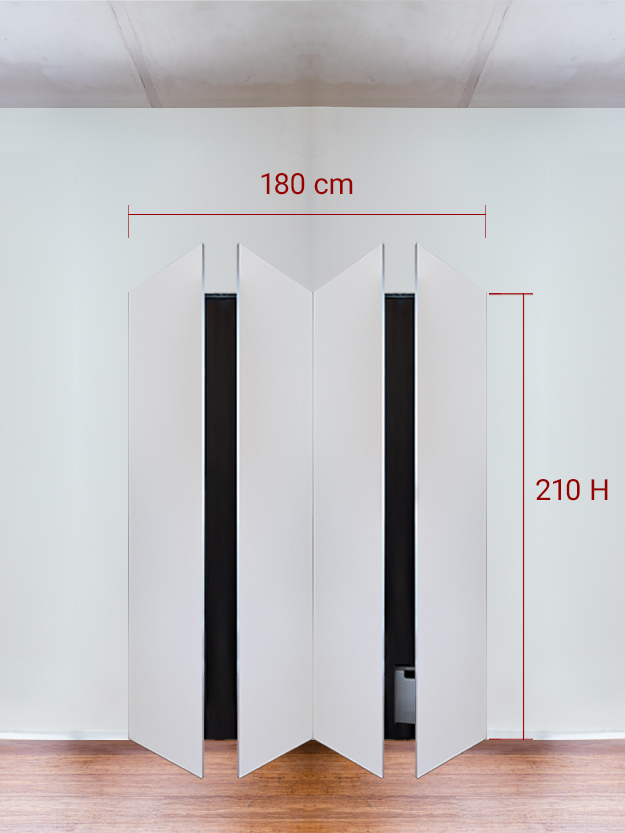 Armadio filomuro a 4 ante simmetriche cm 180x210
