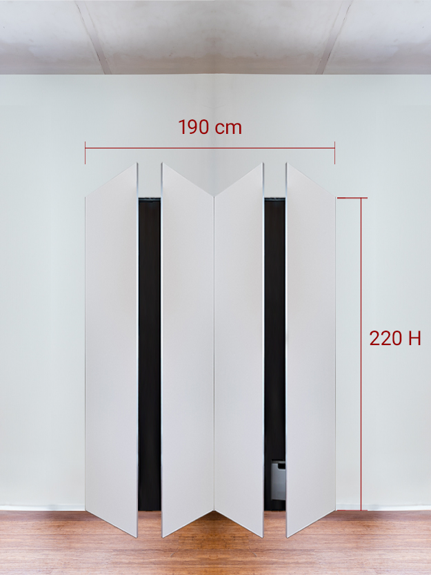 Armadio filomuro a 4 ante simmetriche cm 190x220