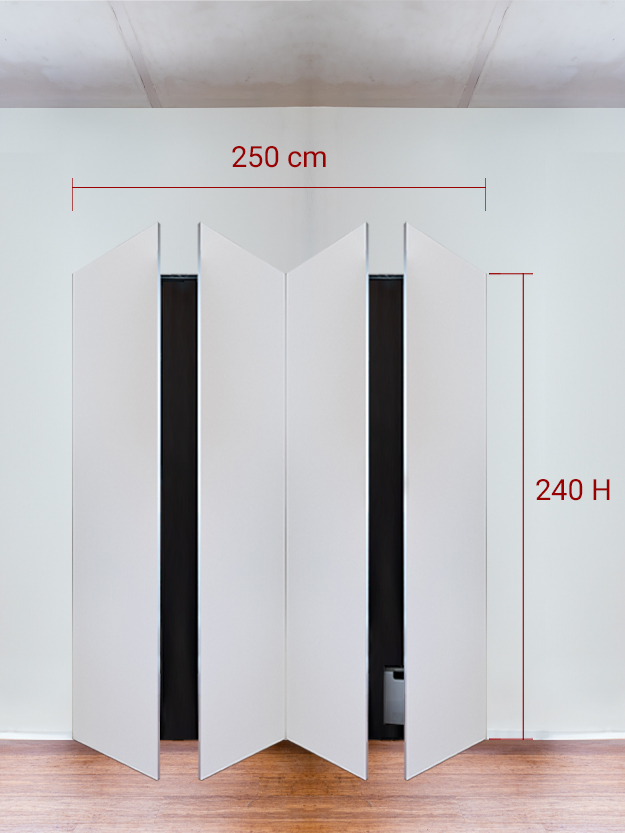 Armadio filomuro a 4 ante simmetriche cm 250x240