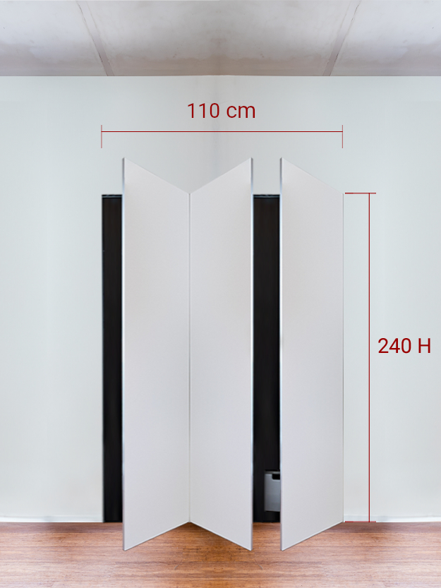 Armadio filomuro a 3 ante simmetriche cm 110x240