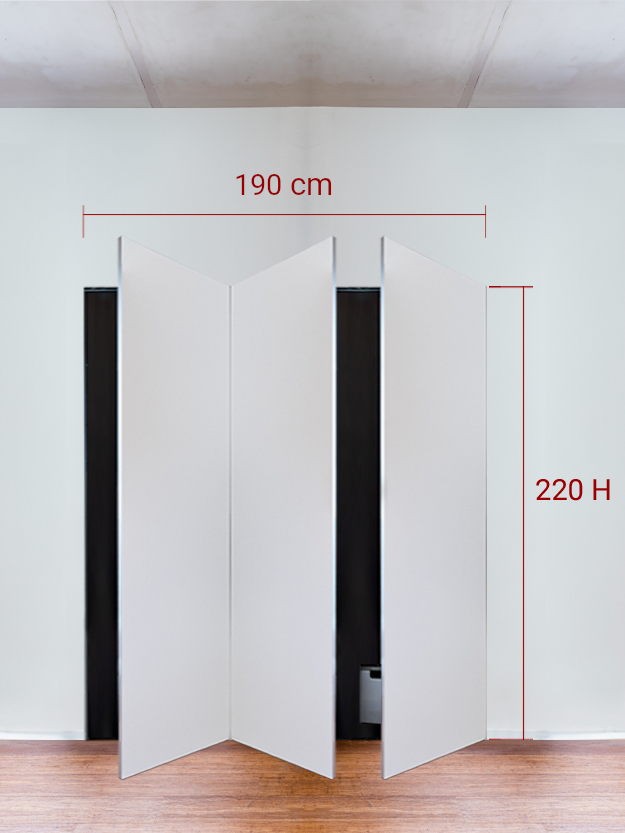 Armadio filomuro a 3 ante simmetriche cm 190x220