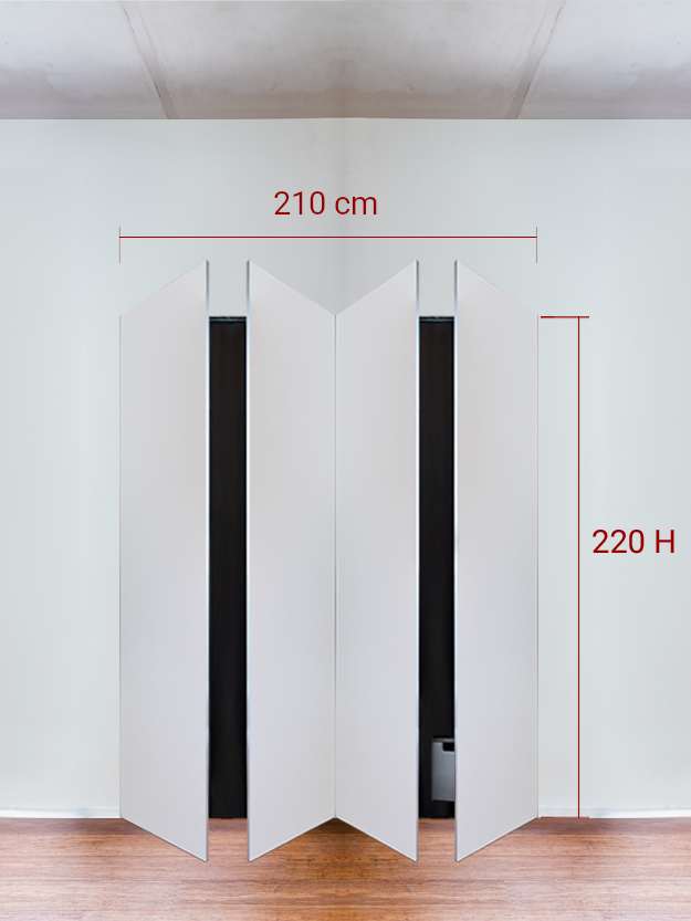 Armadio filomuro a 4 ante simmetriche cm 210x220